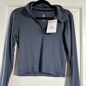 Born primitive crop pull over